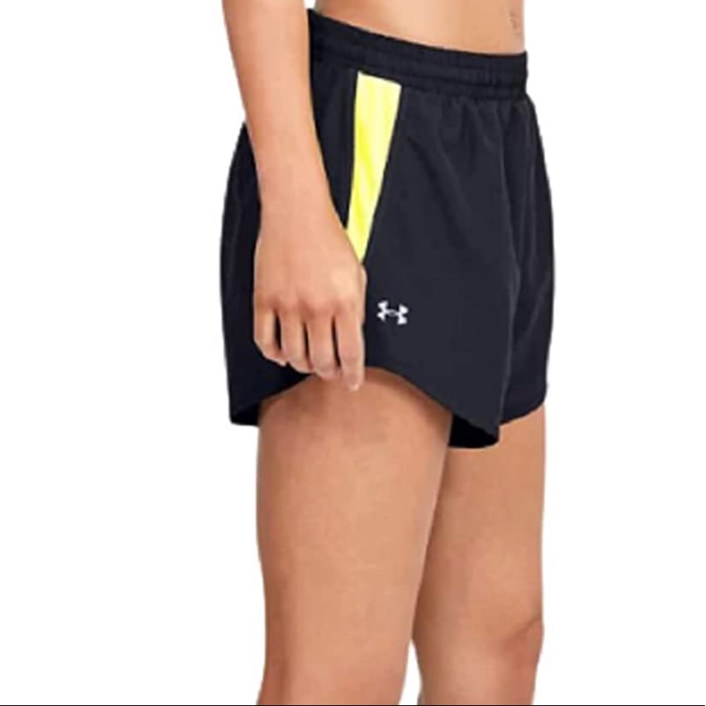 NWT Under Armour Women's UA Speed Stride Shorts Black/Neón Green